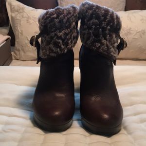 Ugg Leather Scarlett Boot